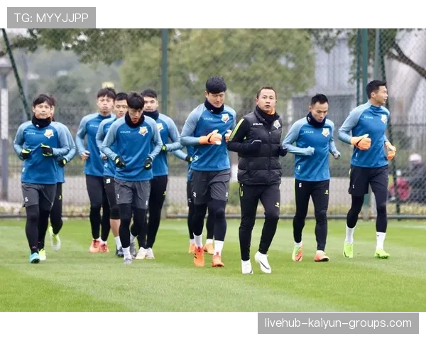 俱乐部在赛季中调整训练计划以避免伤病，俱乐部升级